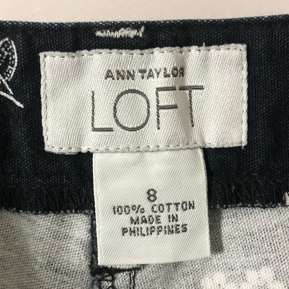 Ann Taylor LOFT Black Floral Print Wide Leg Jean Pants Size 8 - Picture 4 of 4